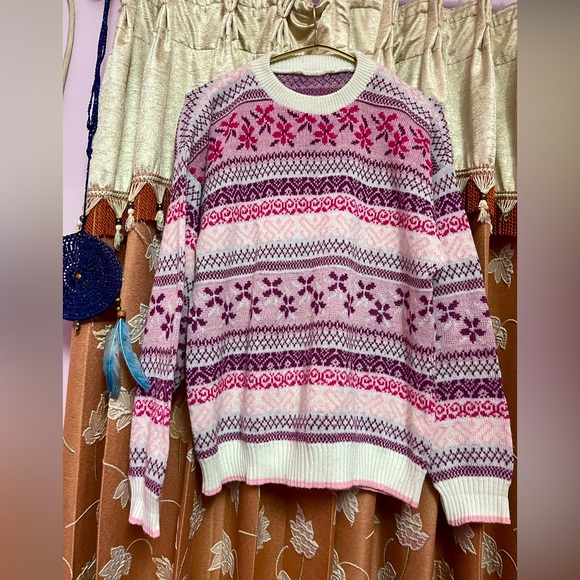 Sweaters - FIXED PRICE-Purple woolen sweater top
